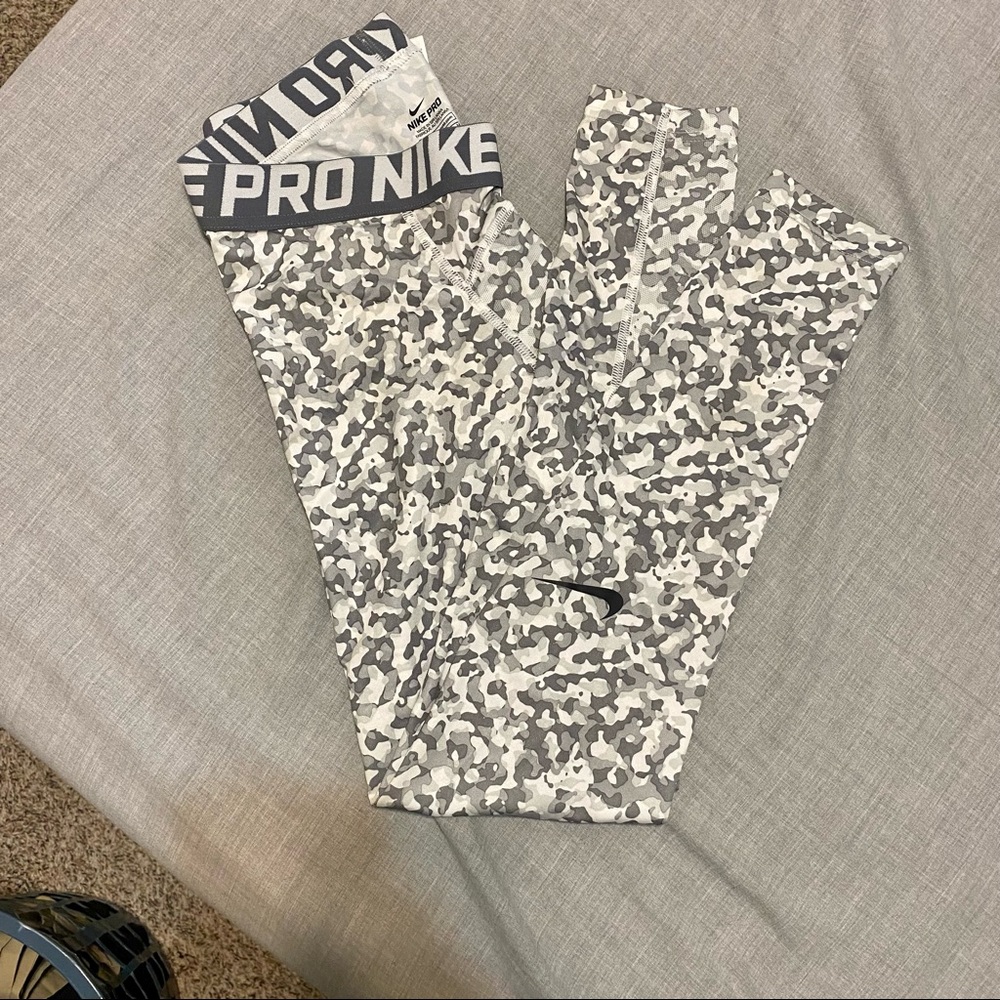 Nike Pro 3/4 length tights